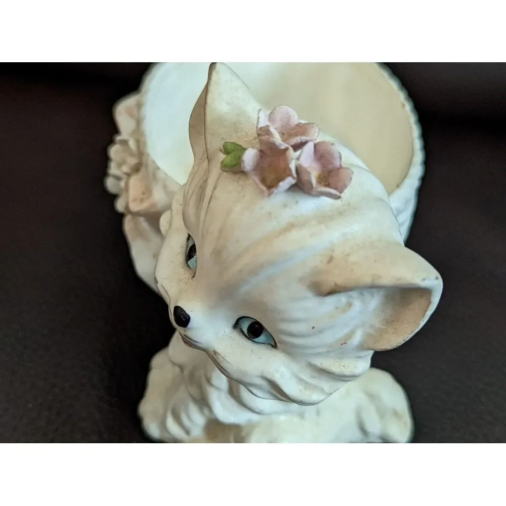 Vtg Lefton White Kitten Kitty Cat Planter Bow Blue Eyes Vase Anthropomorphic MCM